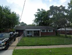 Pre-foreclosure in  Dale Ave Franklin, OH 45005