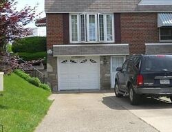 Pre-foreclosure in  Fitler St Philadelphia, PA 19114