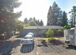 Pre-foreclosure in  Se Orchard View Ln Dallas, OR 97338