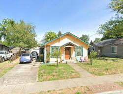 Pre-foreclosure in  Laurel St Medford, OR 97501