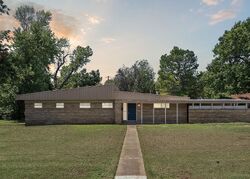  S Independence Pl, Cushing OK