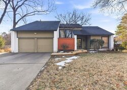 Pre-foreclosure in  S Marion Ave Tulsa, OK 74137