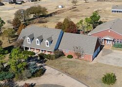 Pre-foreclosure in  Nw 206th St Edmond, OK 73012
