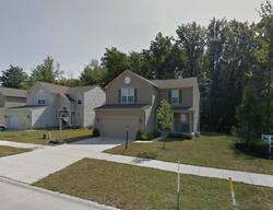 Pre-foreclosure in  Seton Dr Olmsted Falls, OH 44138
