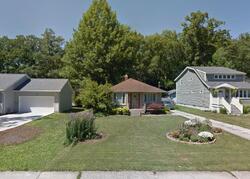 Pre-foreclosure in  E Oakland Rd Bay Village, OH 44140