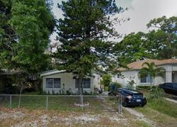 Pre-foreclosure in  Ne 6th Ln Fort Lauderdale, FL 33334