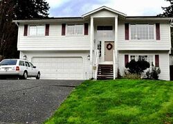 Pre-foreclosure in  201st Pl Se Bothell, WA 98012