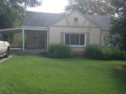 Pre-foreclosure in  Albert St Charleston, WV 25302