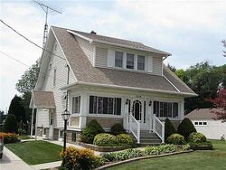 Pre-foreclosure in  Starr Ave Oregon, OH 43616