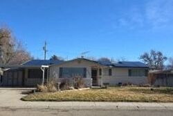 Pre-foreclosure in  N Westgate Dr Boise, ID 83704