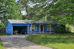 Pre-foreclosure in  E Pliler Precise Rd Longview, TX 75605