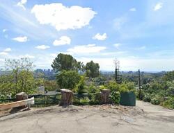 Pre-foreclosure in  Beverly Grove Dr Beverly Hills, CA 90210