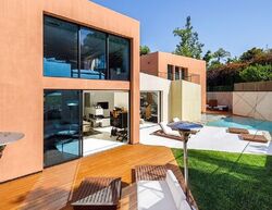 Pre-foreclosure in  Hythe Ct Beverly Hills, CA 90210