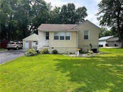  N Macarthur Rd, Decatur IL