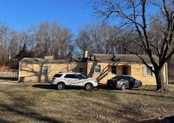 Pre-foreclosure in  E 141st St Grandview, MO 64030