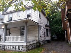 Pre-foreclosure in  Englewood Ave Cleveland, OH 44108