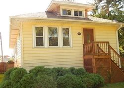 Pre-foreclosure in  South Ave Schiller Park, IL 60176