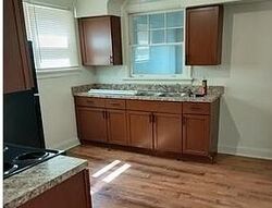 Pre-foreclosure in  Saint Louis Ave Saint Louis, MO 63121