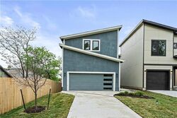 Pre-foreclosure in  Forest Ave Kansas City, MO 64110