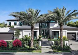 Pre-foreclosure in  W Coconut Palm Rd Boca Raton, FL 33432