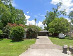 Pre-foreclosure in  County Road 136a Alvin, TX 77511