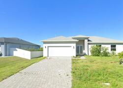 Pre-foreclosure in  SW 31st Pl Cape Coral, FL 33991