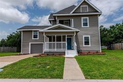 Pre-foreclosure in  Wood St Royse City, TX 75189