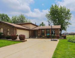 Pre-foreclosure in  Old Creek Ln Matteson, IL 60443