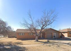  W 18th St, Plainview TX