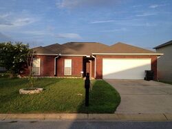 Pre-foreclosure in  Dotti Dr Phenix City, AL 36870