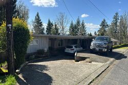 Pre-foreclosure in  Cowlitz Way Kelso, WA 98626