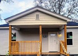 Pre-foreclosure in  S Irwin Avenue Ext Spartanburg, SC 29306