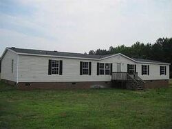 Pre-foreclosure in  Cross Anchor Rd Woodruff, SC 29388