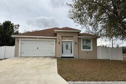 Pre-foreclosure in  Se 4th St Mulberry, FL 33860