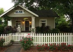 Pre-foreclosure in  10th St N Clanton, AL 35045