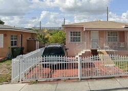  W 20th St, Hialeah FL