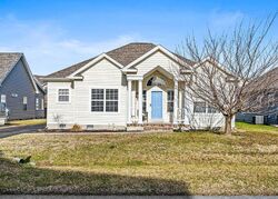 Pre-foreclosure in  Clearview Dr Milford, DE 19963