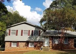 Pre-foreclosure in  ROUNTREE DR Riverdale, GA 30274