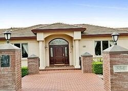 Pre-foreclosure in  Oakshire Pl Alamo, CA 94507