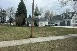 Pre-foreclosure in  Poplar Ave Sterling Heights, MI 48314