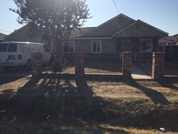 Pre-foreclosure in  Taylor St Sacramento, CA 95838