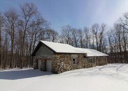 Pre-foreclosure in  Woodland Dr Terra Alta, WV 26764