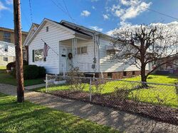 Pre-foreclosure in  Gould Ave Clarksburg, WV 26301