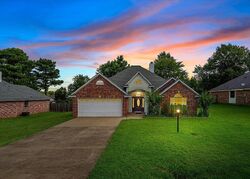 Pre-foreclosure in  N Liberty St Keithville, LA 71047