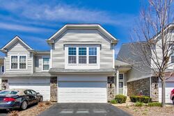 Pre-foreclosure in  Crimson Ln Yorkville, IL 60560