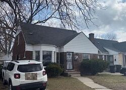 Pre-foreclosure in  Ferguson St Detroit, MI 48235