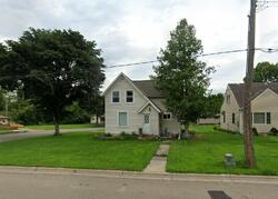 Pre-foreclosure in  Cherry St Owatonna, MN 55060