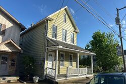 Pre-foreclosure in  Main Rd Wilkes Barre, PA 18706