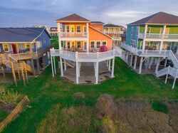 Pre-foreclosure in  Whitecap Port Bolivar, TX 77650