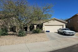 Pre-foreclosure in  N Mill Creek Ct Phoenix, AZ 85086